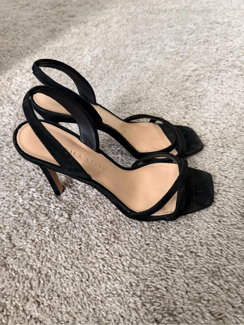 Veronica Beard chic black